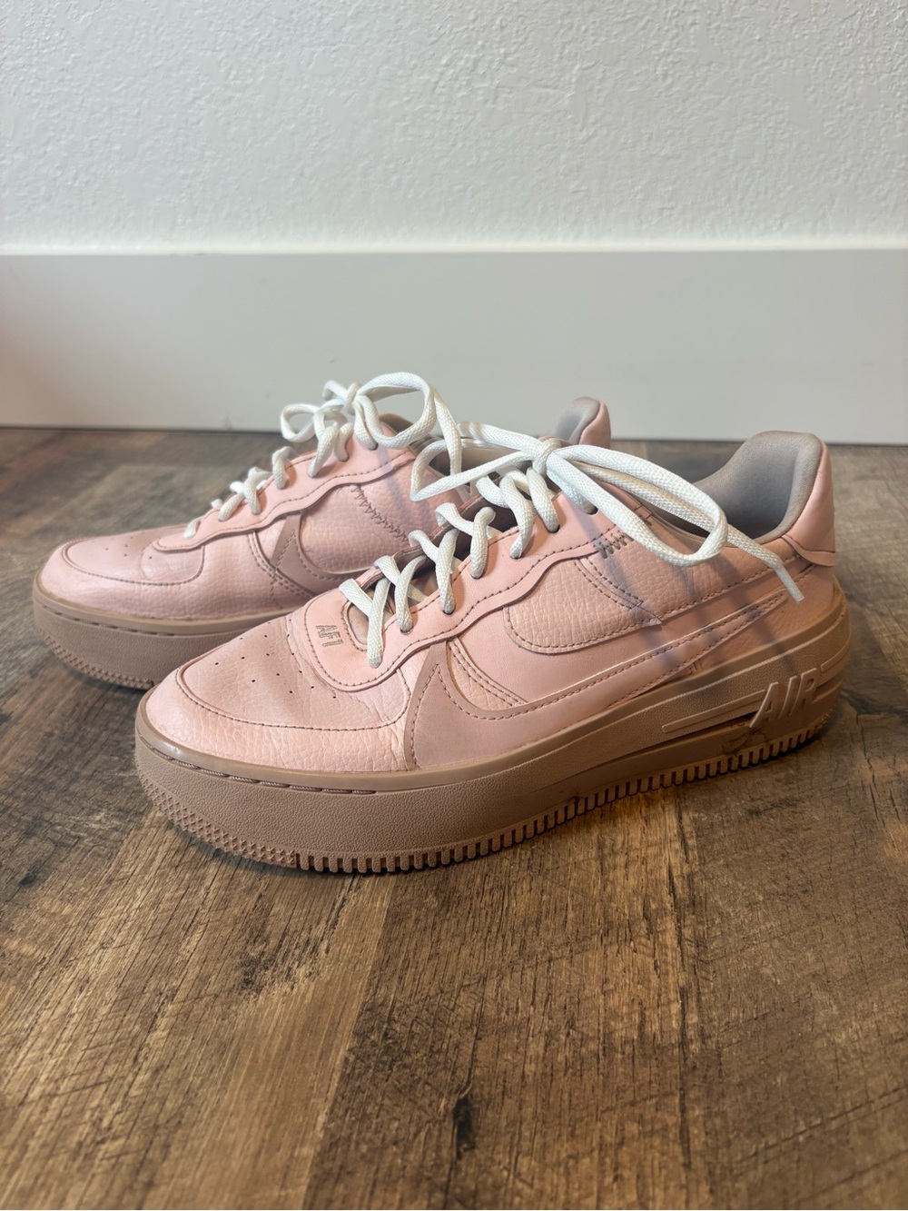 Nike Air Force 1 Shadow in blush pink and tan